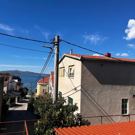 Leila Apartment