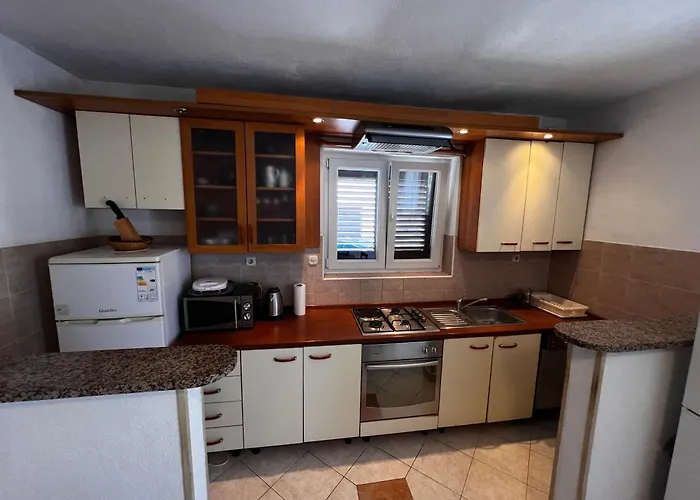 Leila Apartmán